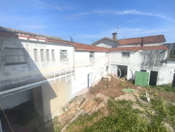 Moradia T4 para Venda em Avanca