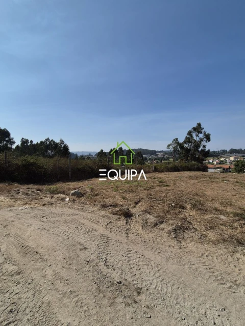 Terreno para Venda em Ferreira