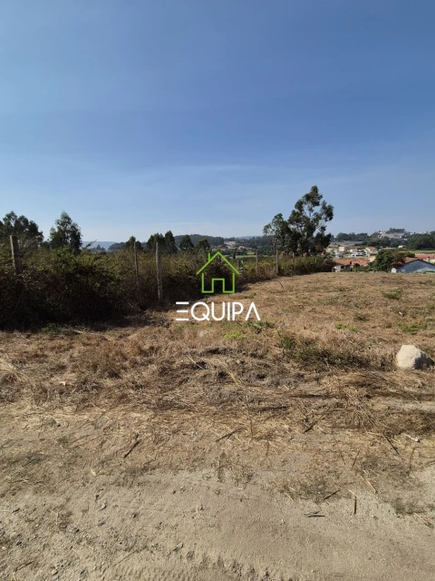 Terreno para Venda em Ferreira