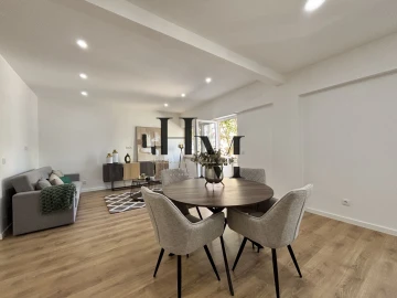 Apartamento T3 para Venda em Benfica