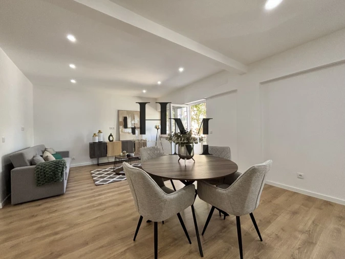Apartamento T3 para Venda em Benfica Foto 4