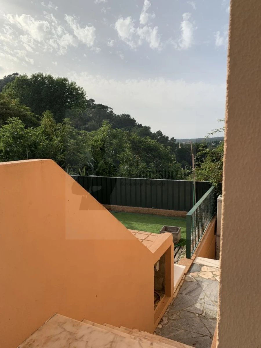 Moradia T3 para Venda em Colares Foto 31