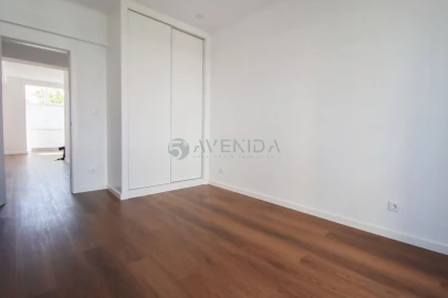 Apartamento T2 para Venda em Venteira