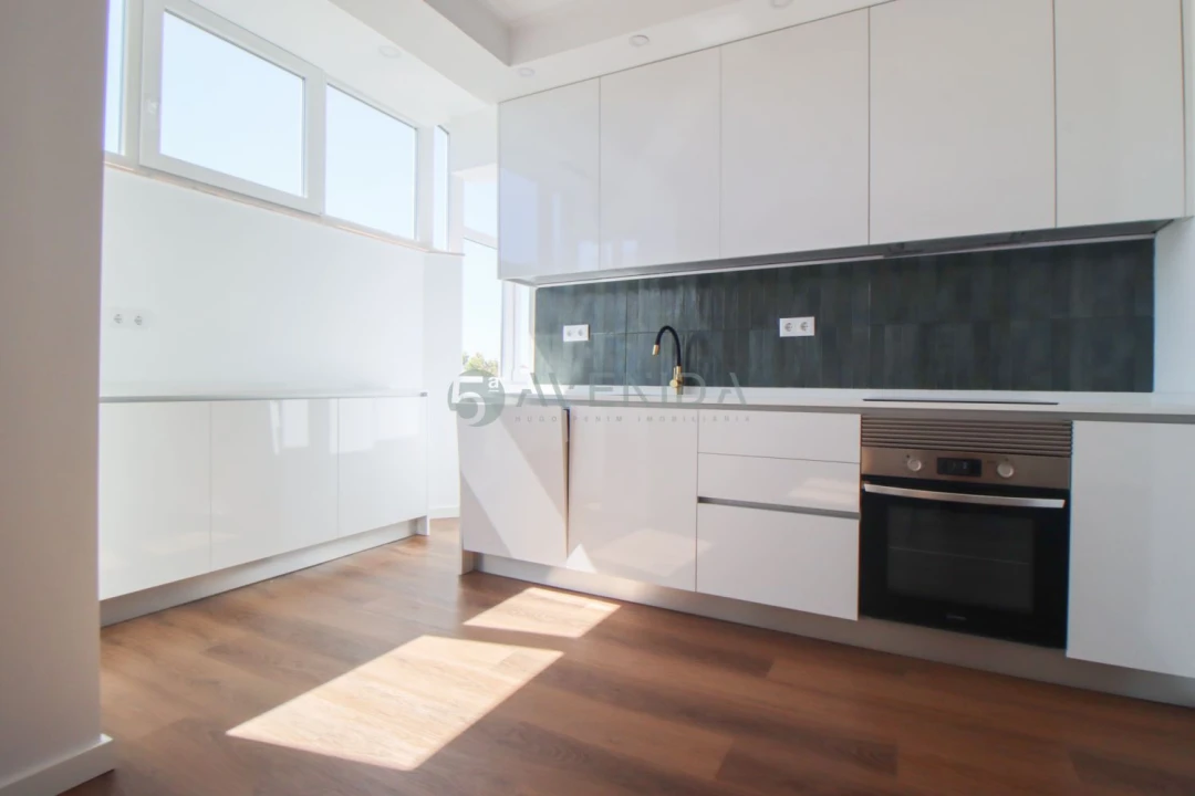 Apartamento T2 para Venda em Venteira Foto 11