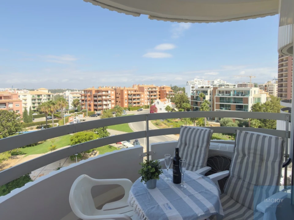 Apartamento T1 para Venda em Portimão Foto 4