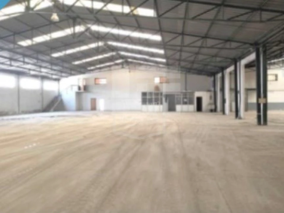 Armazém para Venda em Torres Novas (Santa Maria, Salvador e Santiago) Foto 3