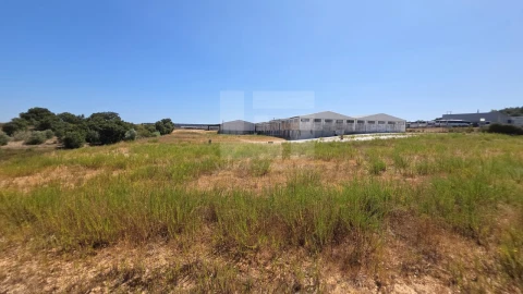 Armazém para Venda em Torres Novas (Santa Maria, Salvador e Santiago)