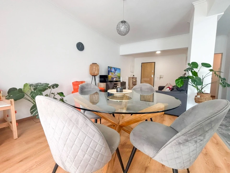 Apartamento T4 para Venda em Alhos Vedros Foto 5
