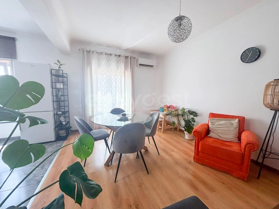 Apartamento T4 para Venda em Alhos Vedros Foto 6