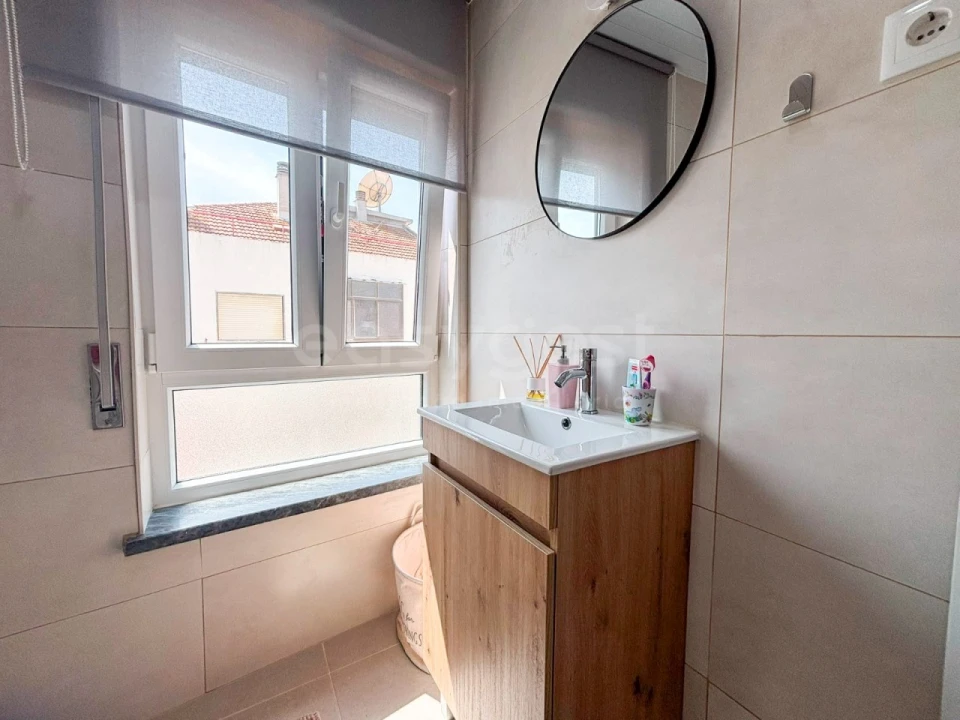 Apartamento T4 para Venda em Alhos Vedros Foto 18