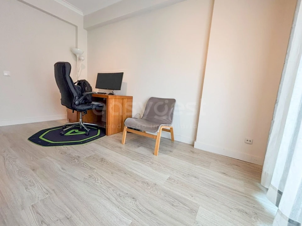 Apartamento T4 para Venda em Alhos Vedros Foto 27