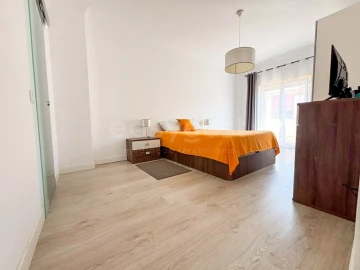 Apartamento T4 para Venda em Alhos Vedros