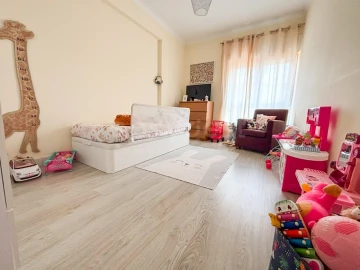 Apartamento T4 para Venda em Alhos Vedros