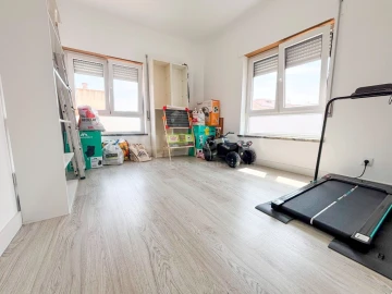 Apartamento T4 para Venda em Alhos Vedros