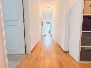 Apartamento T4 para Venda em Alhos Vedros