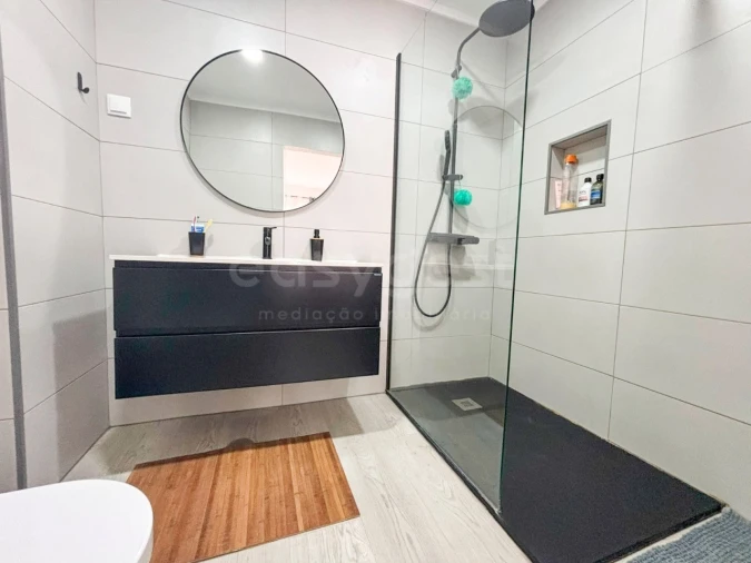 Apartamento T4 para Venda em Alhos Vedros Foto 15