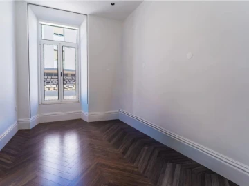 Apartamento T2 para Venda em Alcobaça e Vestiaria