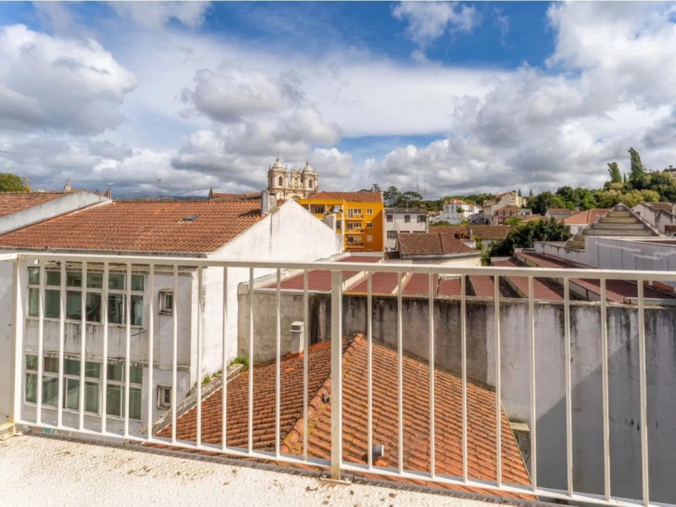 Apartamento T2 para Venda em Alcobaça e Vestiaria Foto 30