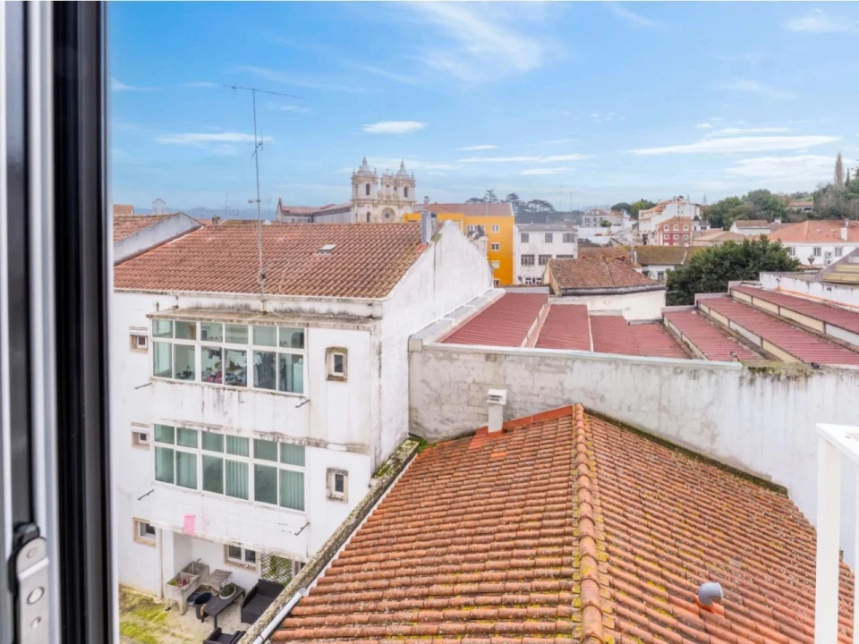 Apartamento T2 para Venda em Alcobaça e Vestiaria Foto 34
