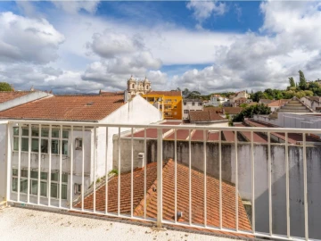 Apartamento T2 para Venda em Alcobaça e Vestiaria