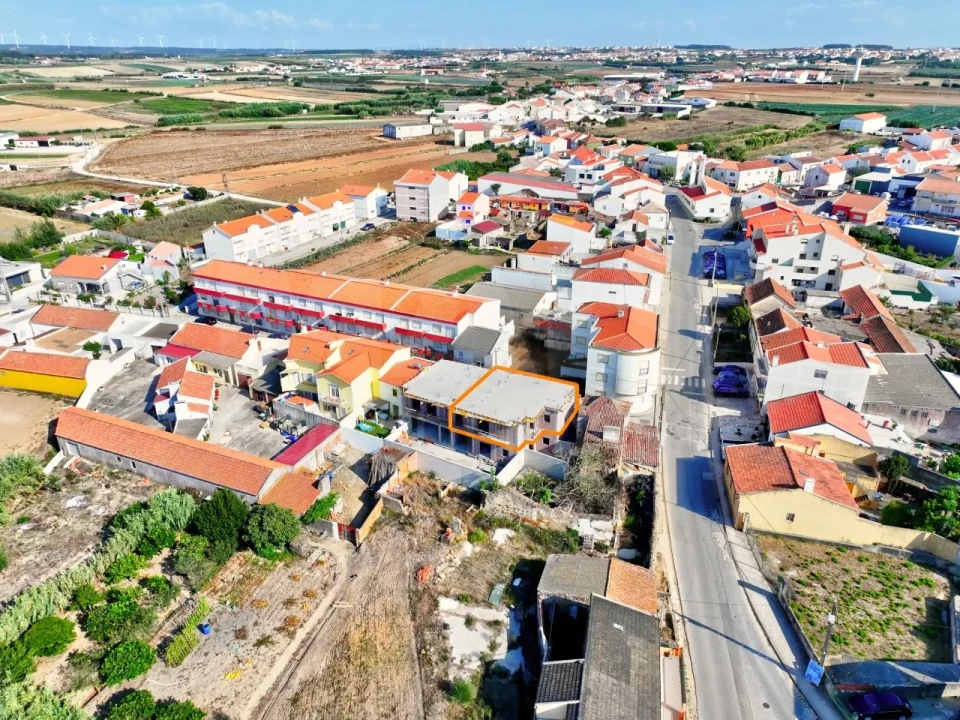 Apartamento T2 para Venda em Atouguia da Baleia Foto 2