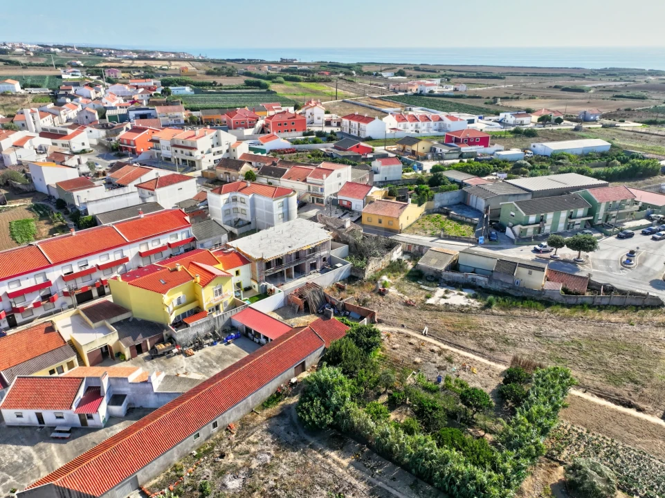 Apartamento T2 para Venda em Atouguia da Baleia Foto 1