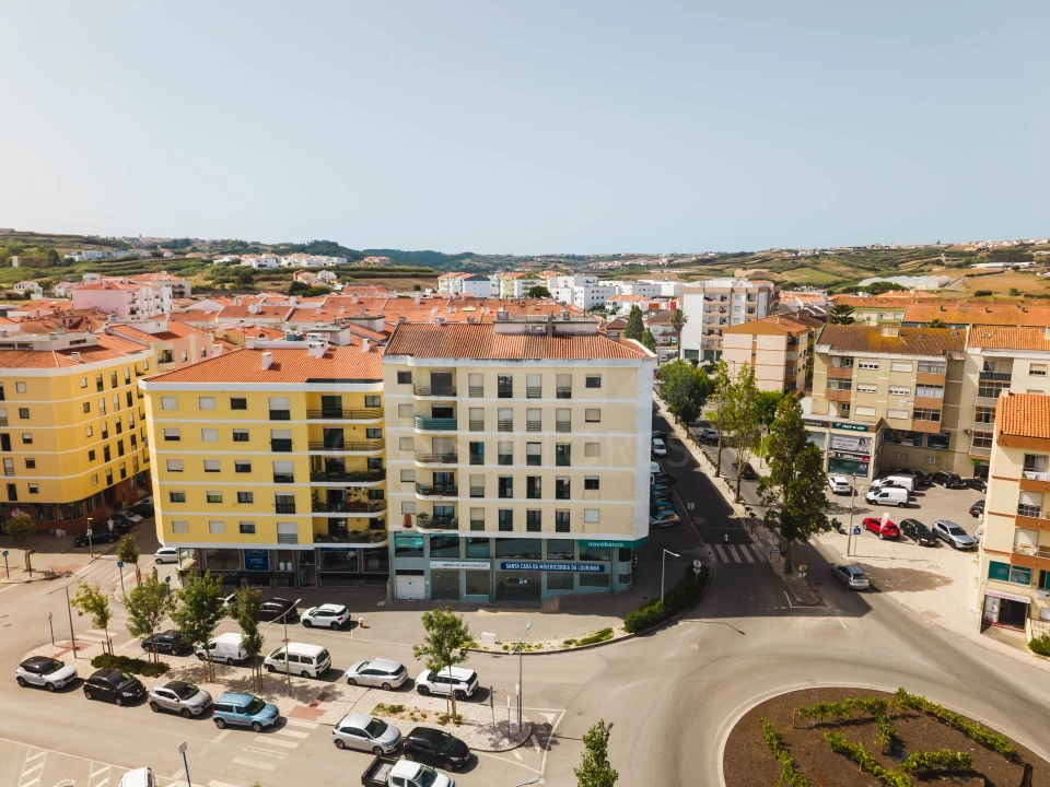 Apartamento T3 para Venda em Lourinhã e Atalaia Foto 2