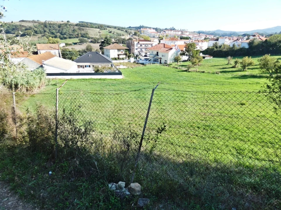 Terreno para Venda em Milharado Foto 3