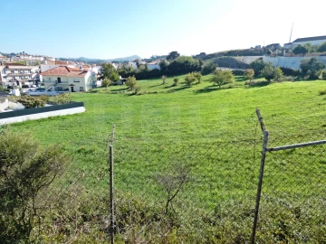 Terreno para Venda em Milharado