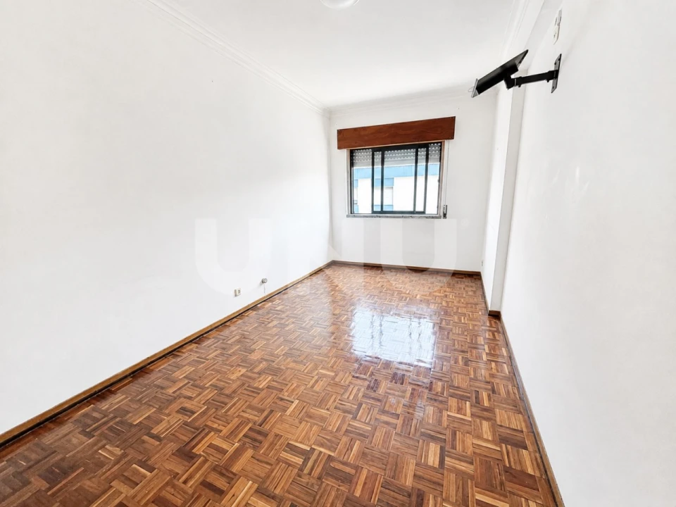 Apartamento T3 para Venda em Seixal, Arrentela e Aldeia de Paio Pires Foto 8