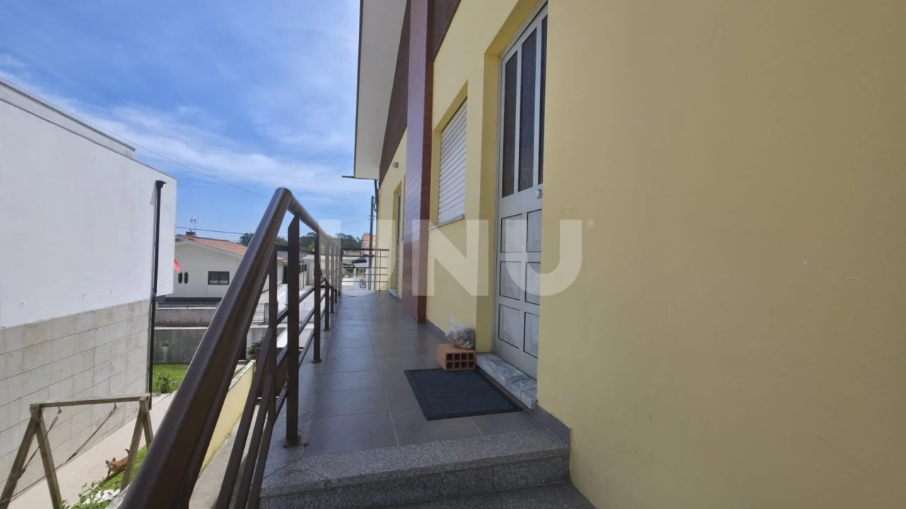 Moradia T4 para Venda em Valega Foto 41