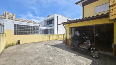 Moradia T4 para Venda em Valega