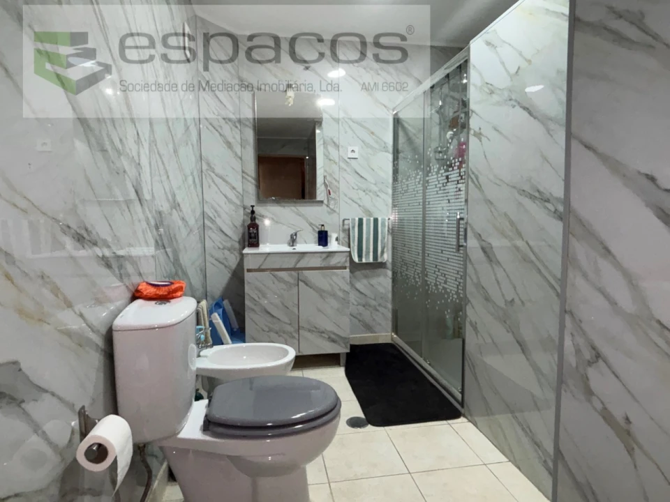 Apartamento T4 para Venda em Castelo Branco Foto 15