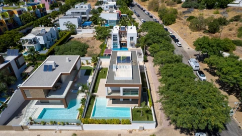 Moradia T3 para Venda em Albufeira e Olhos de Água
