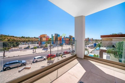 Moradia T3 para Venda em Albufeira e Olhos de Água