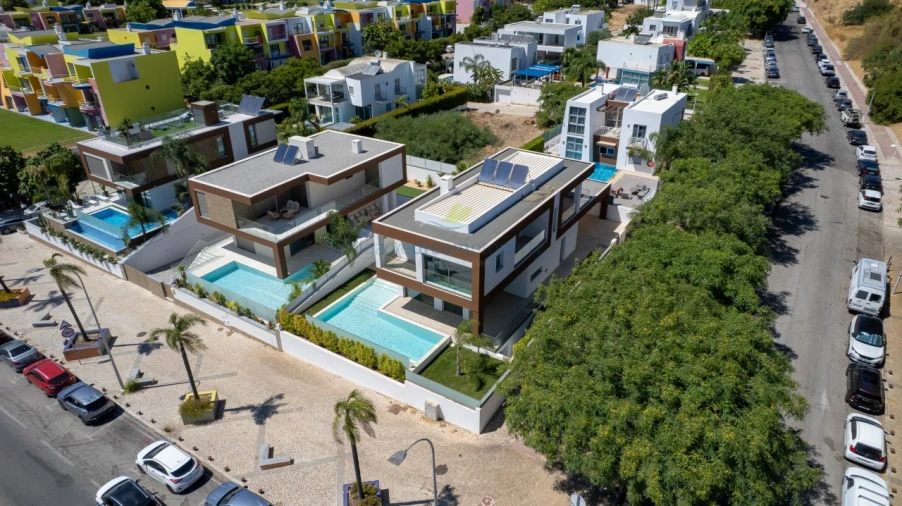 Moradia T3 para Venda em Albufeira e Olhos de Água Foto 3