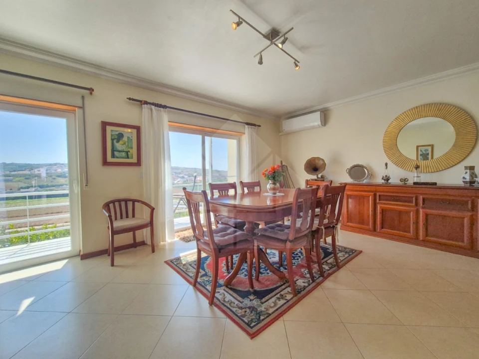 Moradia T4 para Venda em Lourinhã e Atalaia Foto 7