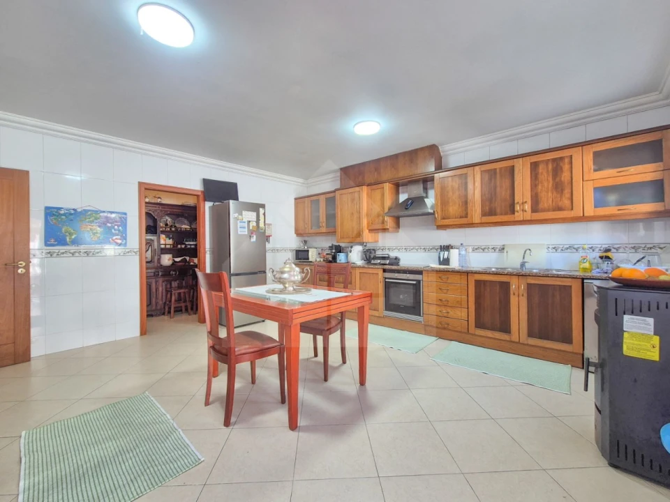 Moradia T4 para Venda em Lourinhã e Atalaia Foto 10
