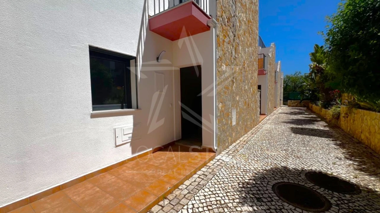 Moradia T3 para Venda em Guia Foto 46