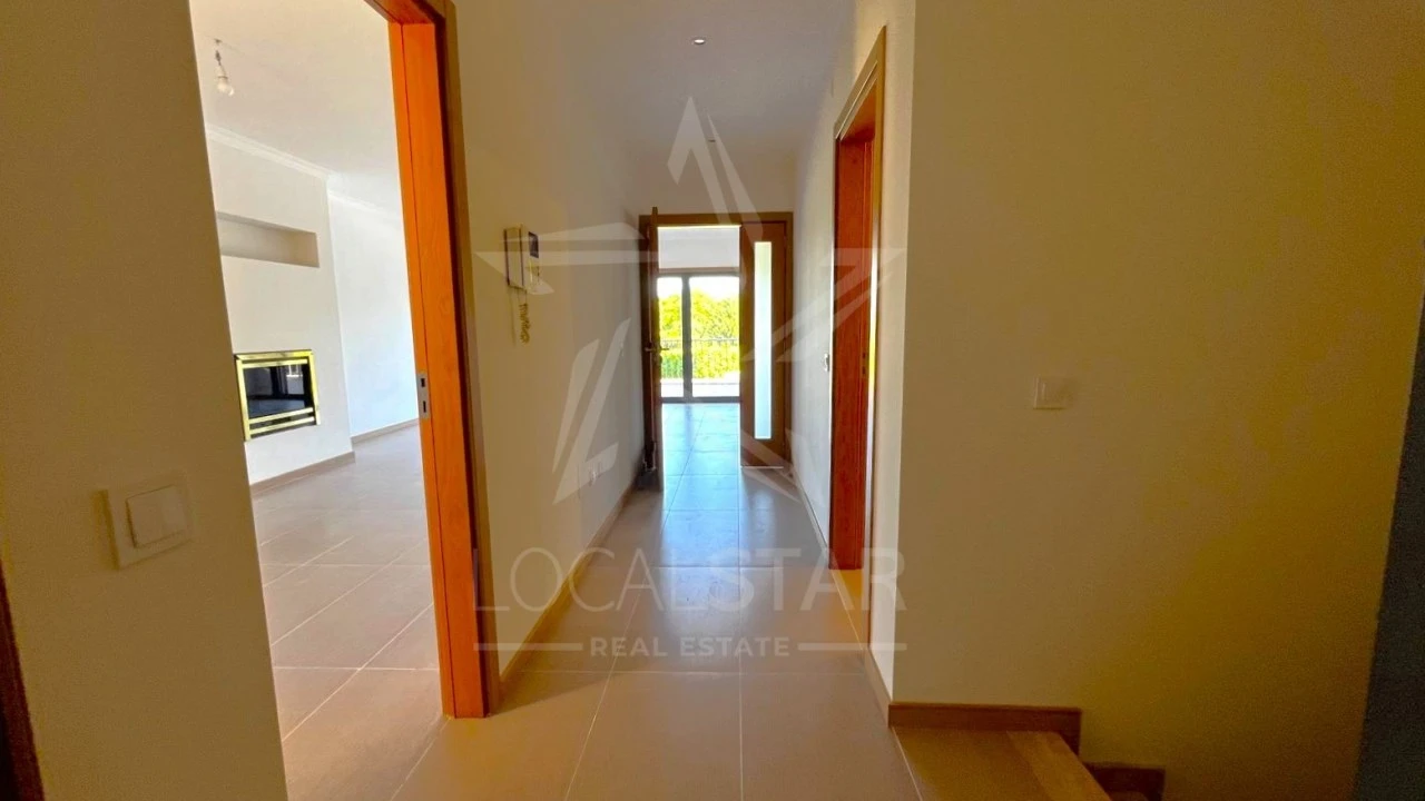 Moradia T3 para Venda em Guia Foto 7