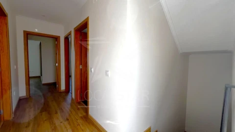Moradia T3 para Venda em Guia