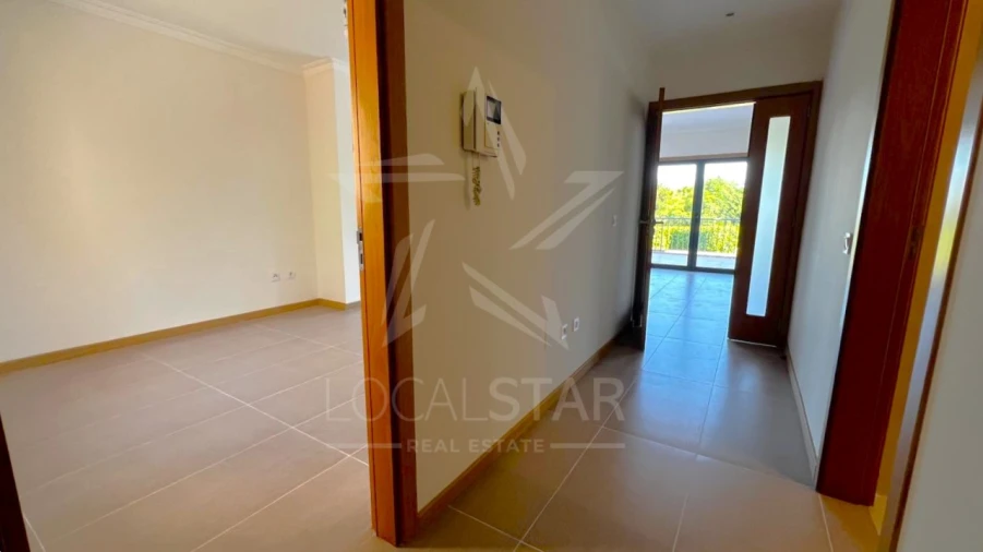 Moradia T3 para Venda em Guia Foto 41