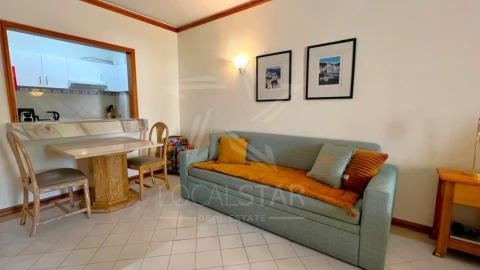 Apartamento para Venda em Albufeira e Olhos de Água