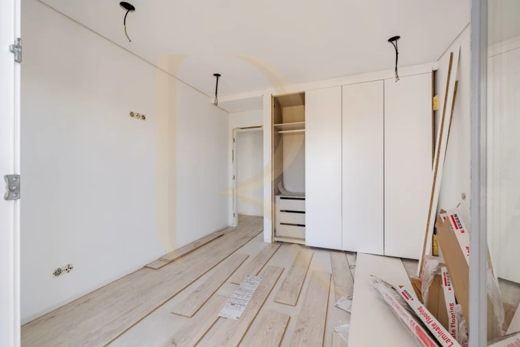Apartamento T3 para Venda em Seixal, Arrentela e Aldeia de Paio Pires Foto 24