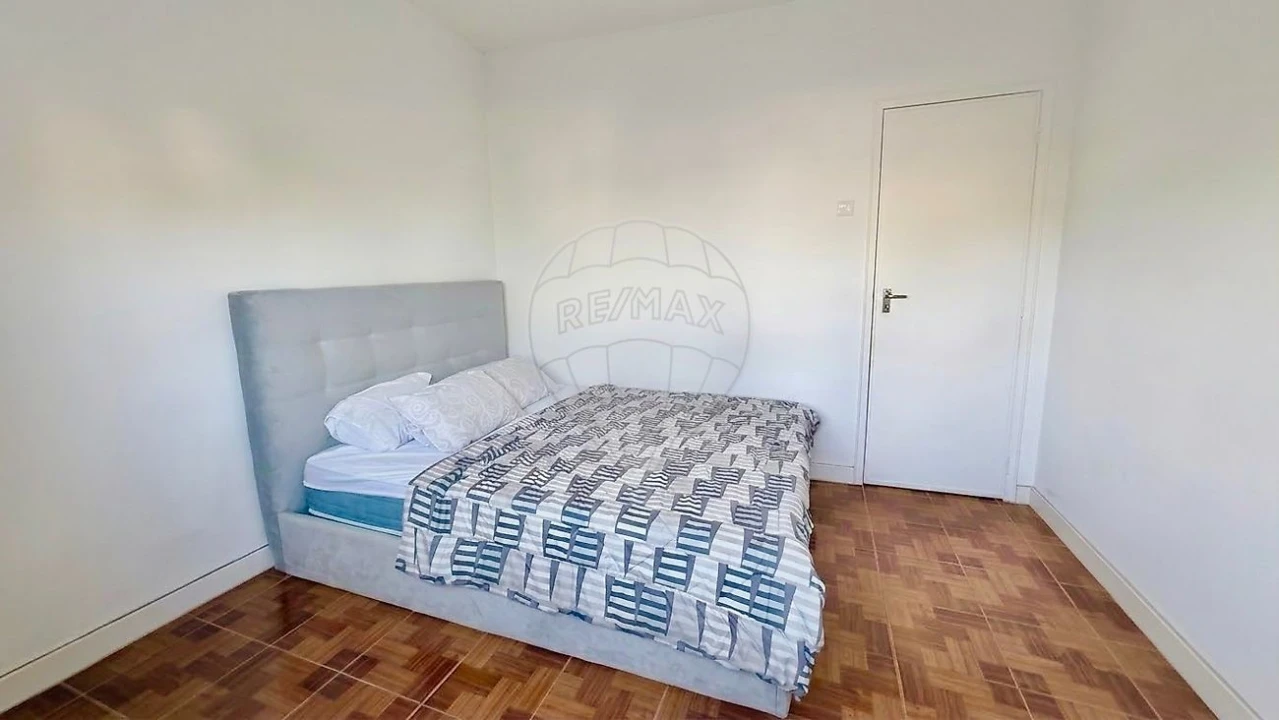 Apartamento T2 para Venda em São João da Ribeira e Ribeira de São João Foto 10