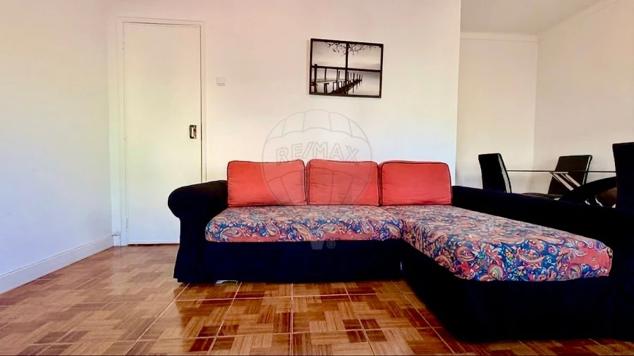 Apartamento T2 para Venda em São João da Ribeira e Ribeira de São João Foto 2