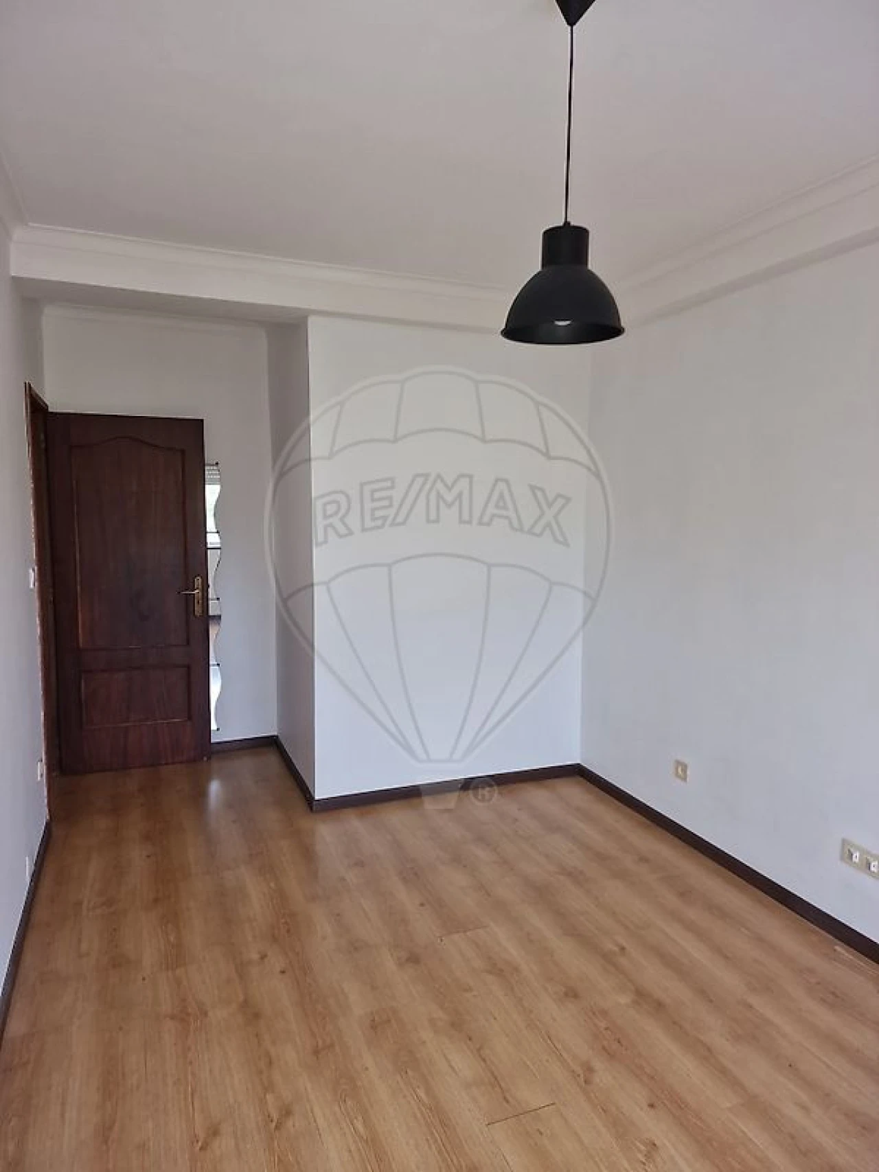 Apartamento T3 para Venda em Vilar de Andorinho Foto 6