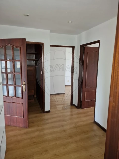 Apartamento T3 para Venda em Vilar de Andorinho