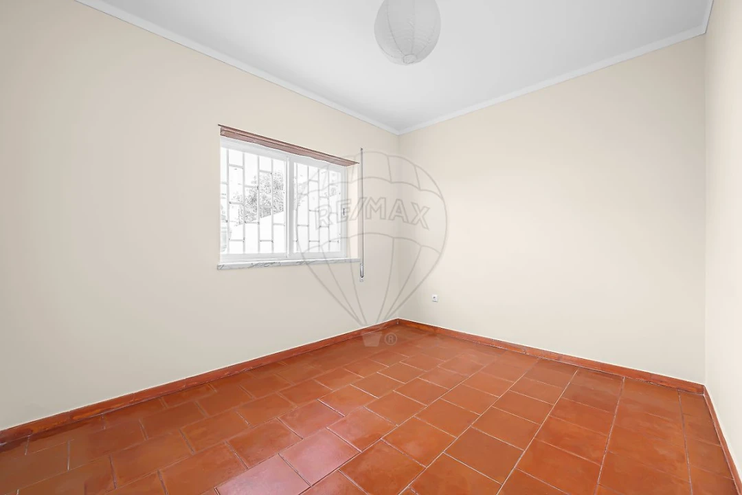 Apartamento T3 para Venda em Vimeiro Foto 3