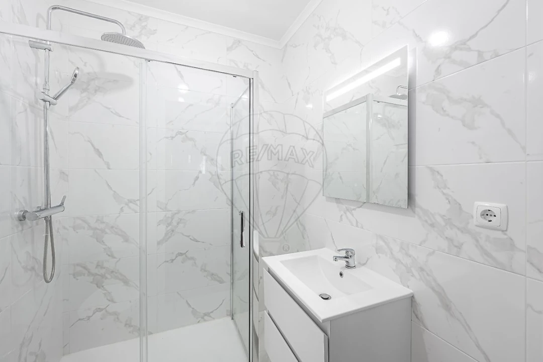 Apartamento T3 para Venda em Vimeiro Foto 6